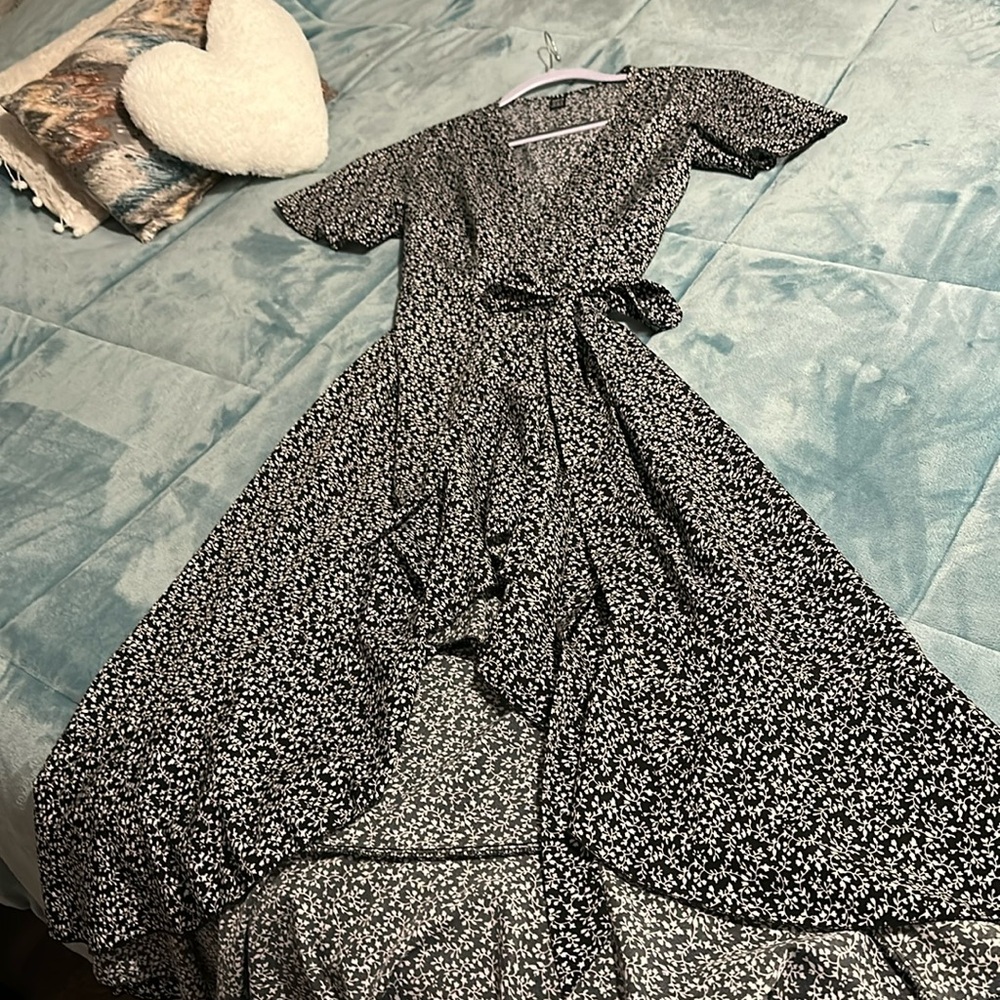 Black and white wrap around dress with ruffles SHEIN size medium or six